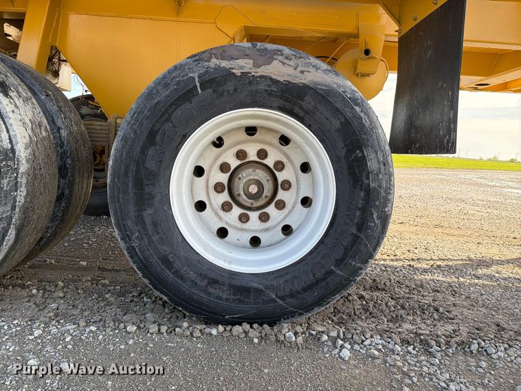 image for item FC3052 1995 Clement Industries side dump trailer