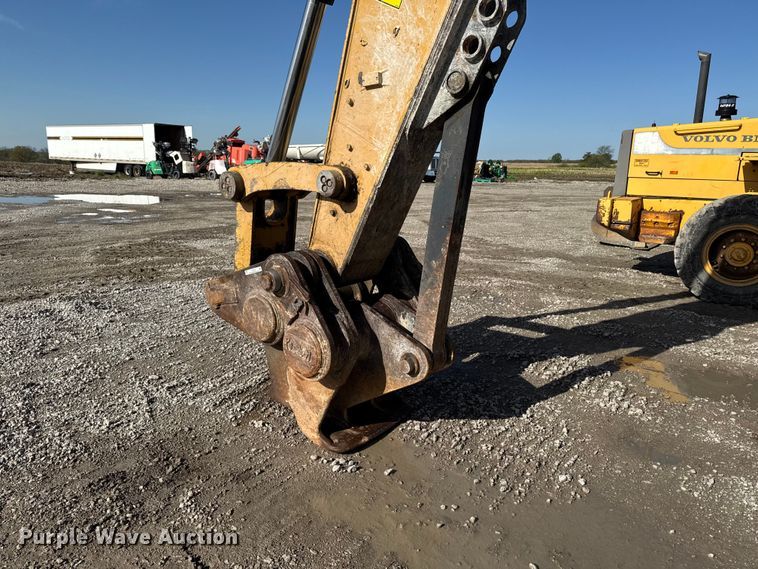 image for item FC3053 Excavator pulverizer