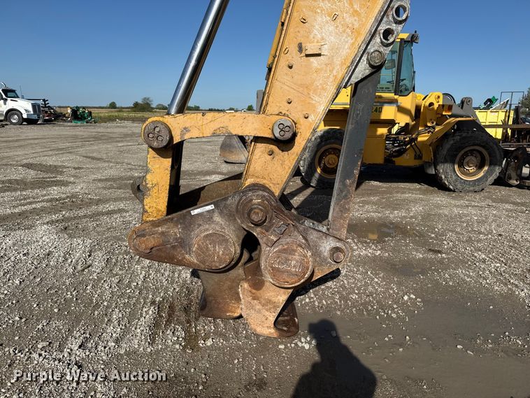 image for item FC3053 Excavator pulverizer
