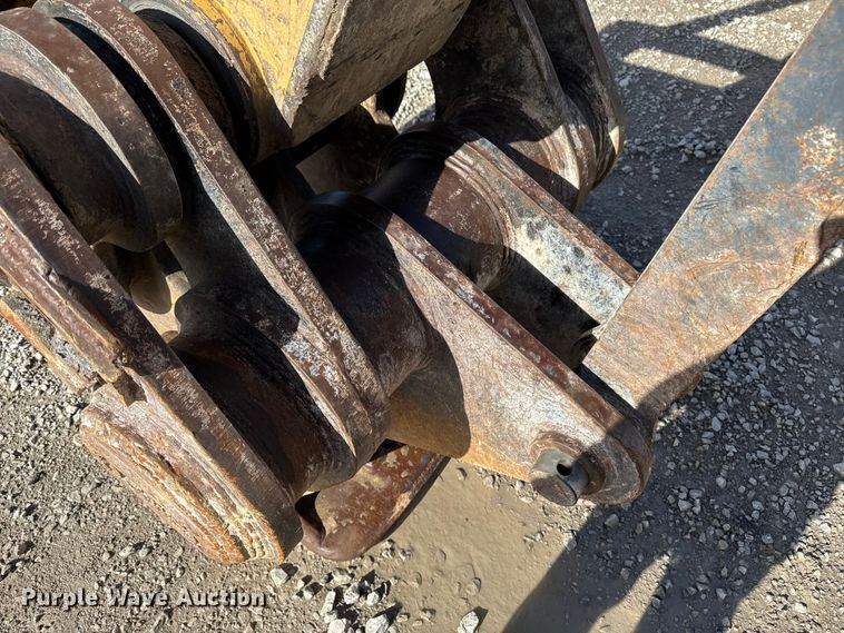 image for item FC3053 Excavator pulverizer