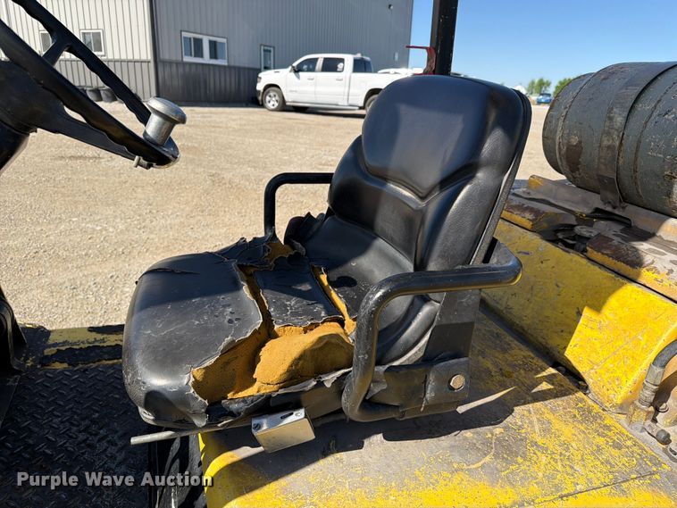 image for item FC3054 Hyster H80XL forklift