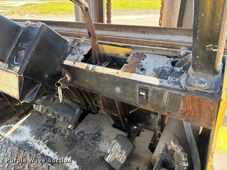 image for item FC3054 Hyster H80XL forklift