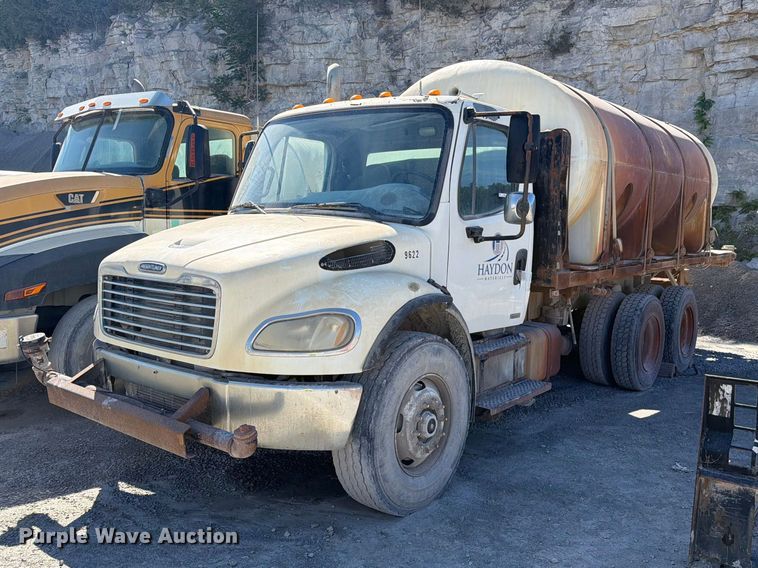 image for item FC3067 2007 Freightliner M2 water truck