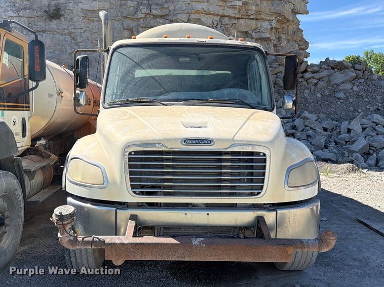 image for item FC3067 2007 Freightliner M2 water truck