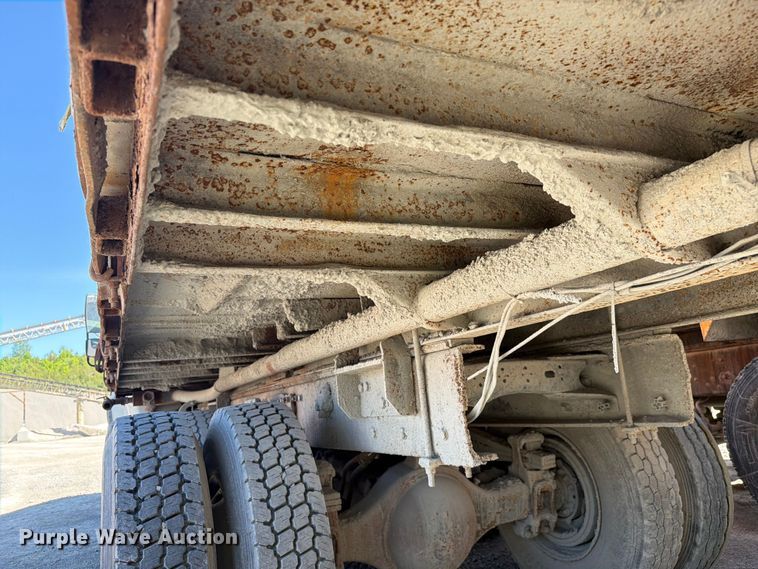 image for item FC3067 2007 Freightliner M2 water truck