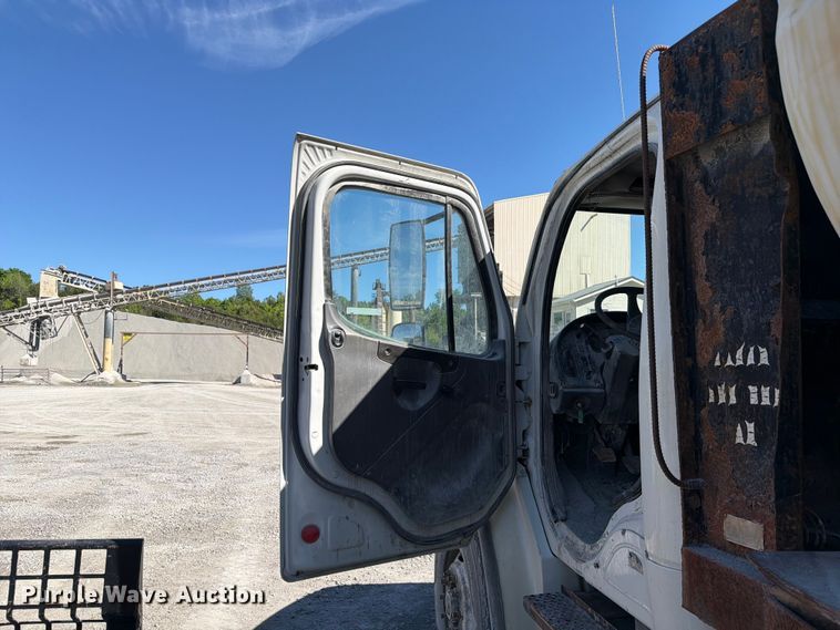 image for item FC3067 2007 Freightliner M2 water truck