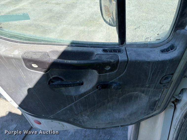 image for item FC3067 2007 Freightliner M2 water truck