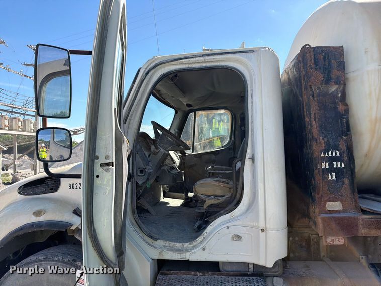 image for item FC3067 2007 Freightliner M2 water truck
