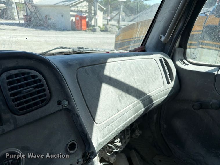image for item FC3067 2007 Freightliner M2 water truck