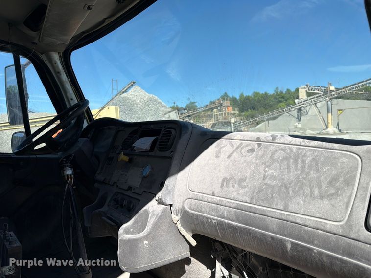image for item FC3067 2007 Freightliner M2 water truck
