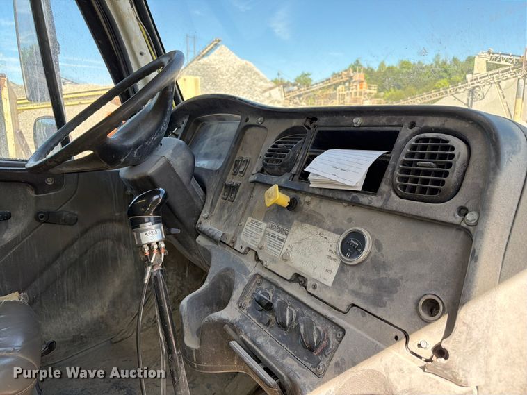 image for item FC3067 2007 Freightliner M2 water truck