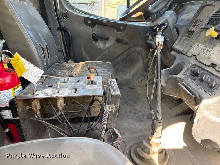 image for item FC3067 2007 Freightliner M2 water truck