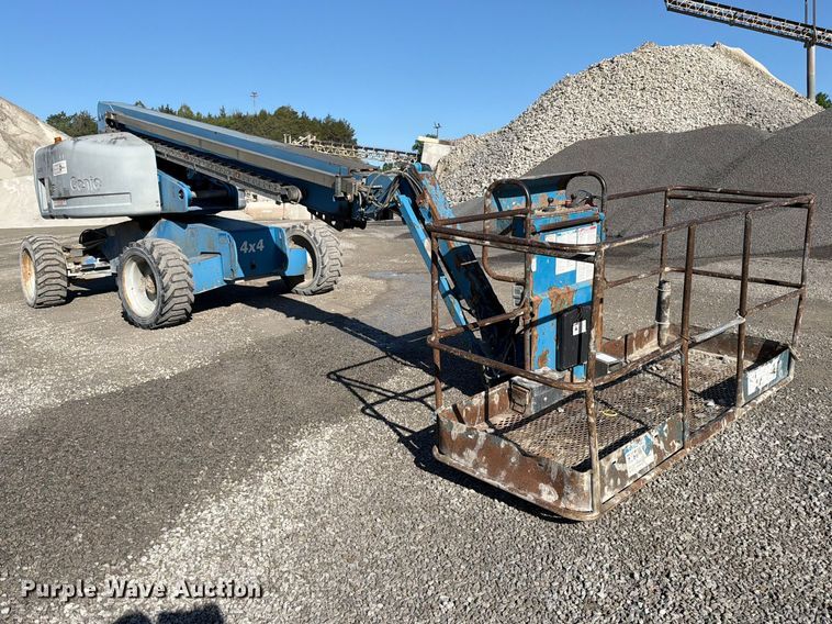 image for item FC3068 2007 Genie S-65 boom lift