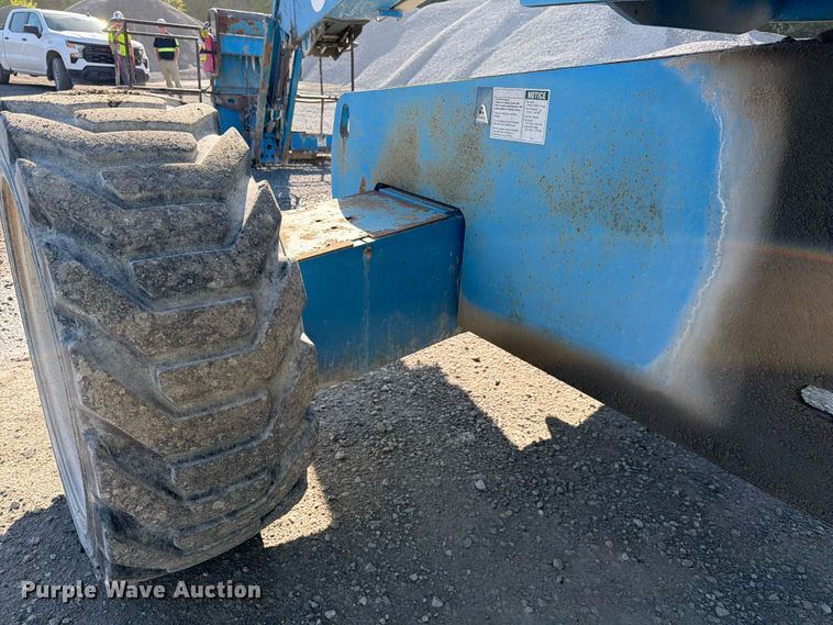 image for item FC3068 2007 Genie S-65 boom lift