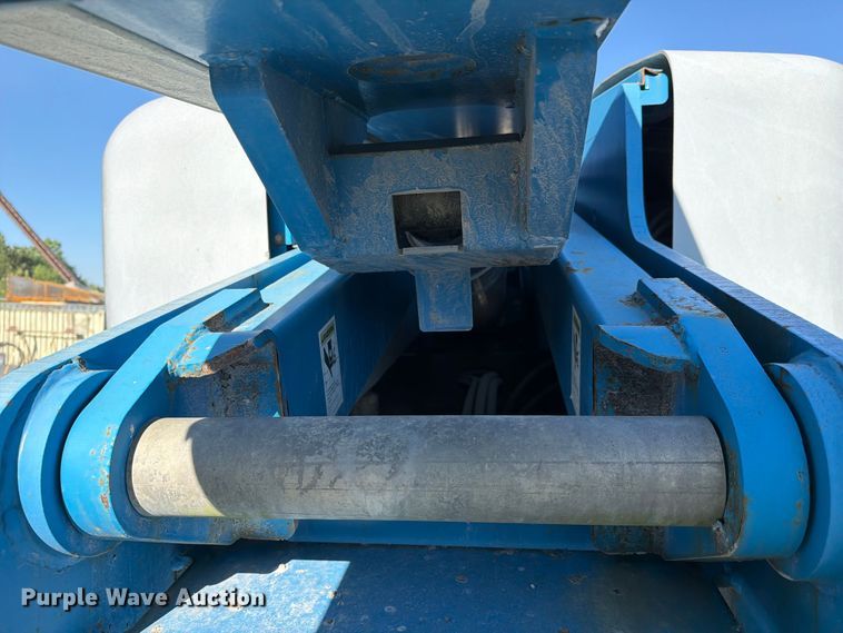 image for item FC3068 2007 Genie S-65 boom lift
