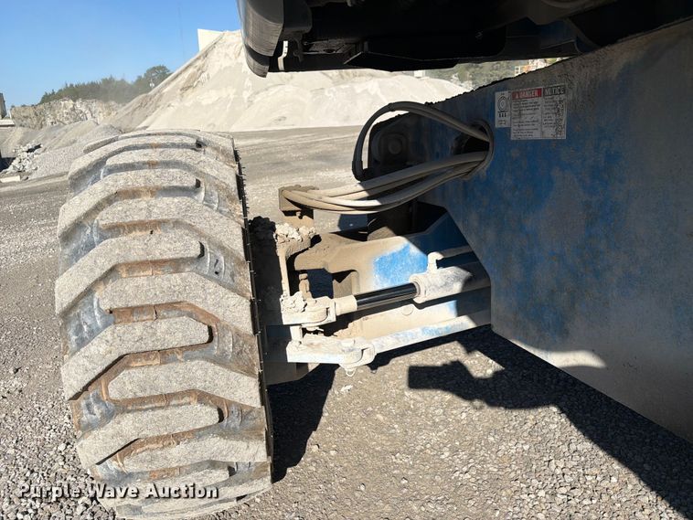 image for item FC3068 2007 Genie S-65 boom lift