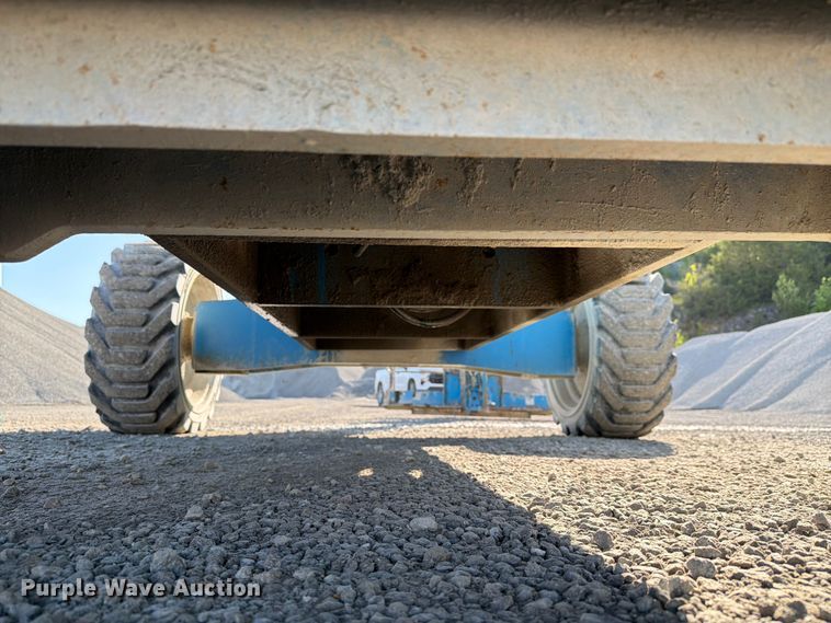 image for item FC3068 2007 Genie S-65 boom lift