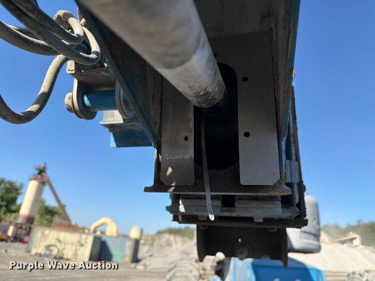 image for item FC3068 2007 Genie S-65 boom lift