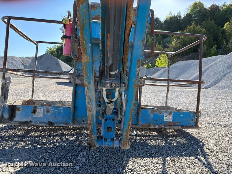 image for item FC3068 2007 Genie S-65 boom lift