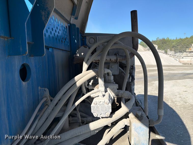 image for item FC3068 2007 Genie S-65 boom lift