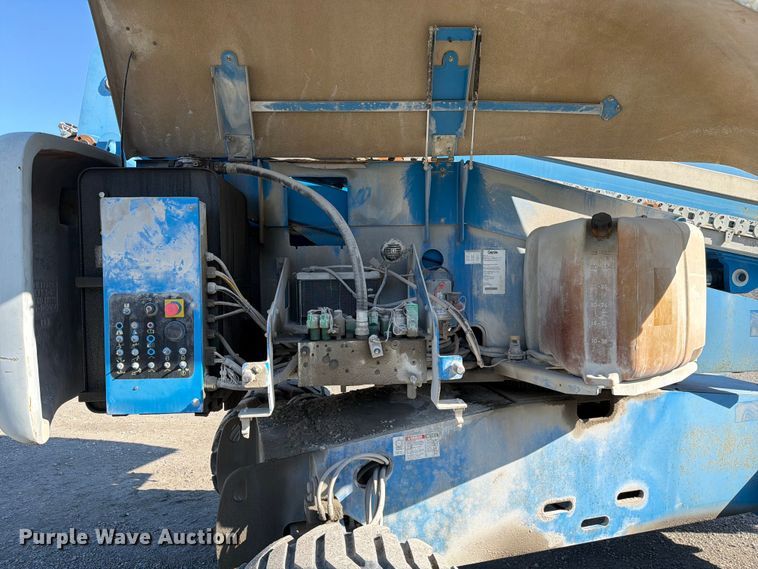 image for item FC3068 2007 Genie S-65 boom lift