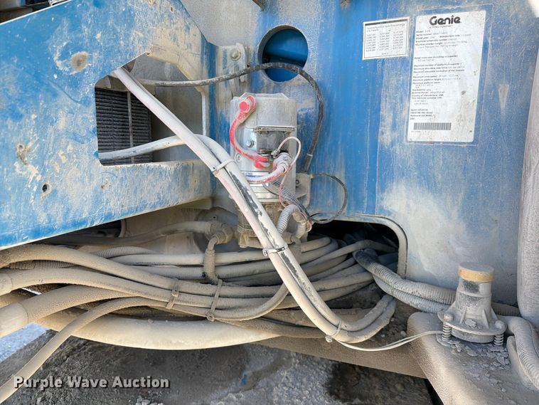 image for item FC3068 2007 Genie S-65 boom lift
