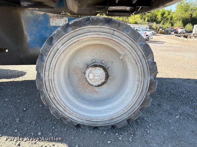 image for item FC3068 2007 Genie S-65 boom lift