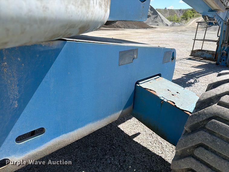 image for item FC3069 2007 Genie S-65 boom lift