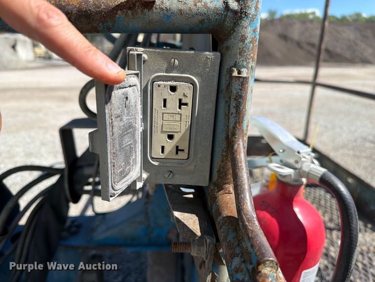 image for item FC3069 2007 Genie S-65 boom lift