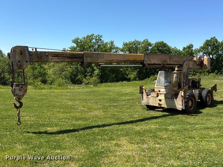 image for item FC3074 1966 Galion 150 crane