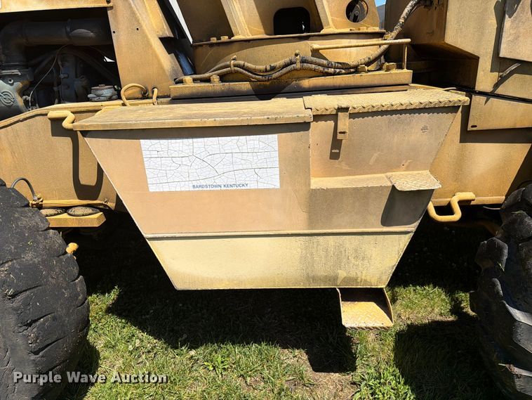 image for item FC3074 1966 Galion 150 crane