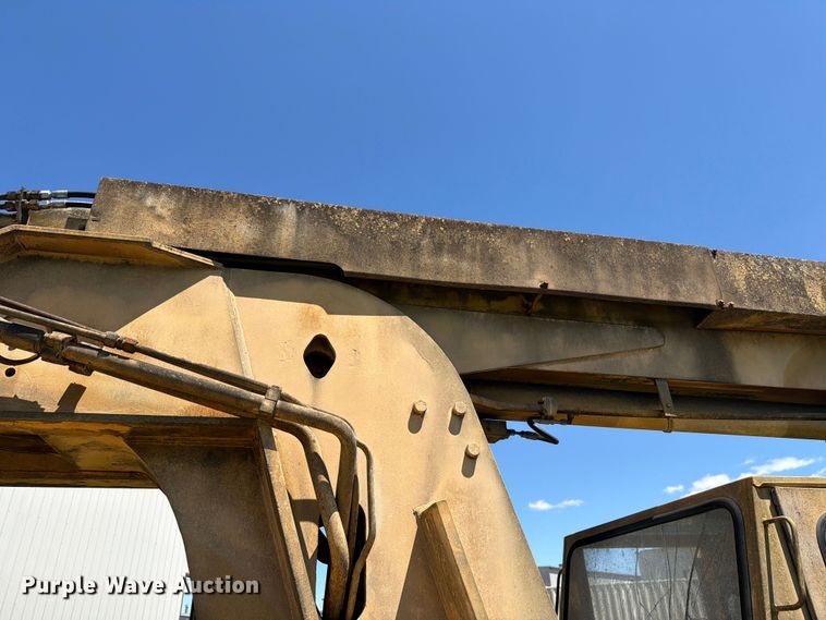 image for item FC3074 1966 Galion 150 crane