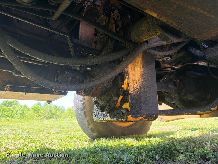image for item FC3074 1966 Galion 150 crane