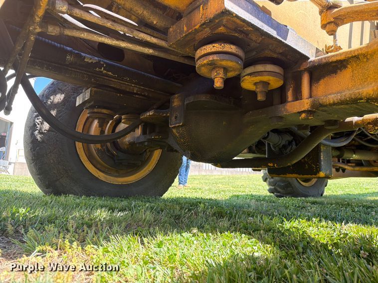 image for item FC3074 1966 Galion 150 crane