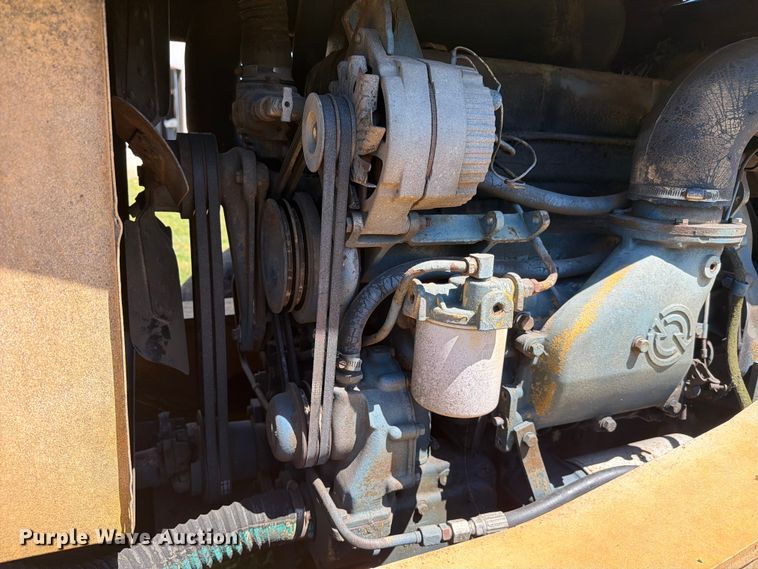image for item FC3074 1966 Galion 150 crane