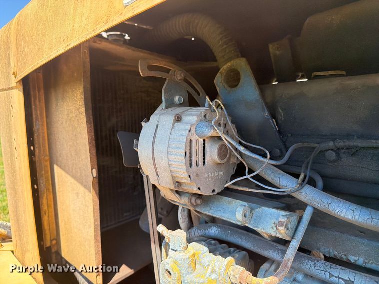 image for item FC3074 1966 Galion 150 crane