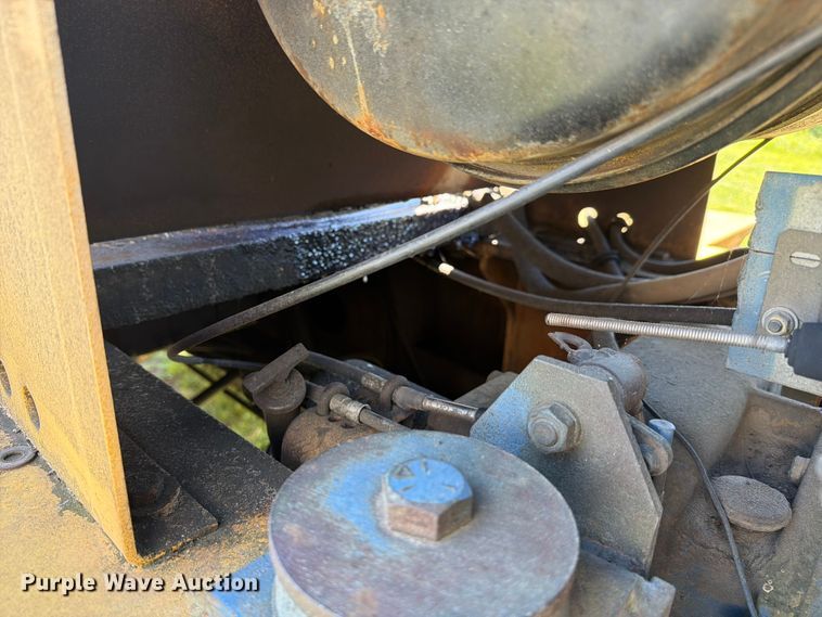image for item FC3074 1966 Galion 150 crane