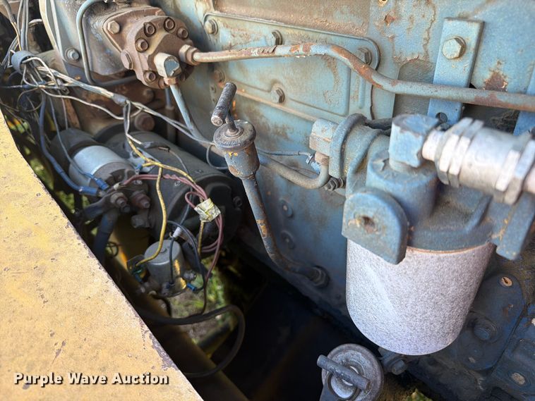 image for item FC3074 1966 Galion 150 crane