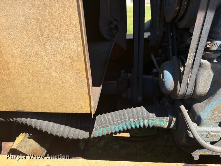 image for item FC3074 1966 Galion 150 crane