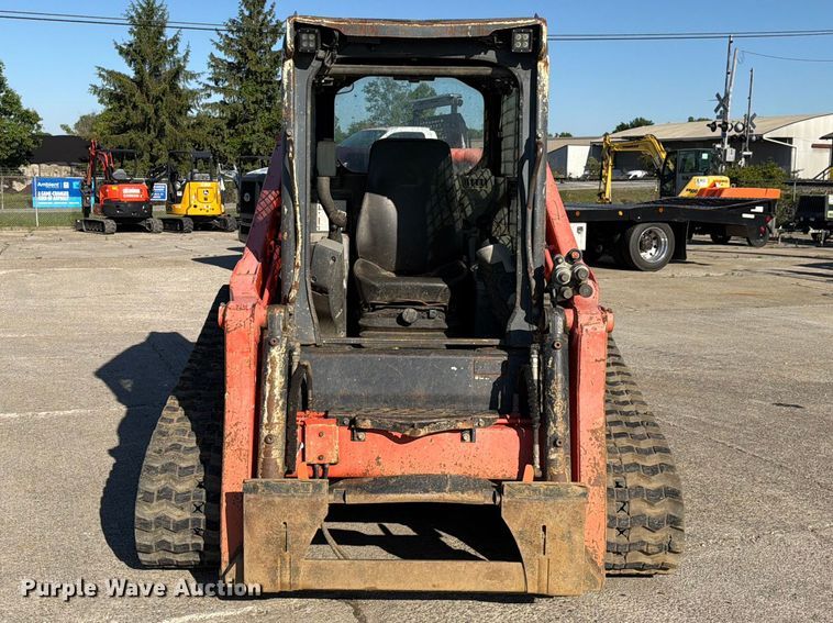 image for item FC3075 Kubota SVL95-2S tracked skid steer loader