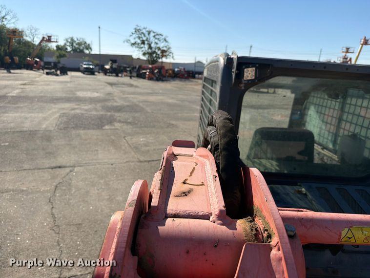 image for item FC3075 Kubota SVL95-2S tracked skid steer loader