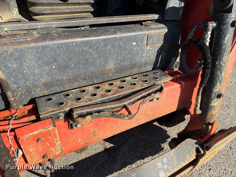 image for item FC3075 Kubota SVL95-2S tracked skid steer loader