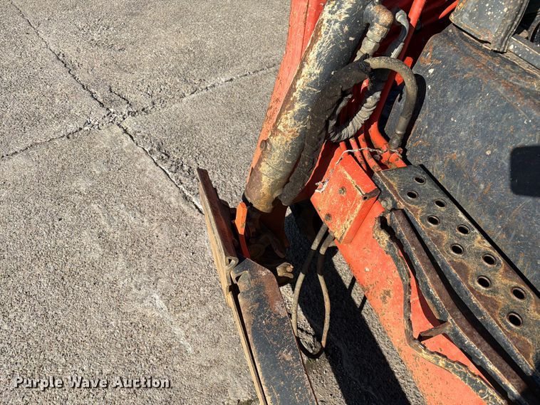 image for item FC3075 Kubota SVL95-2S tracked skid steer loader