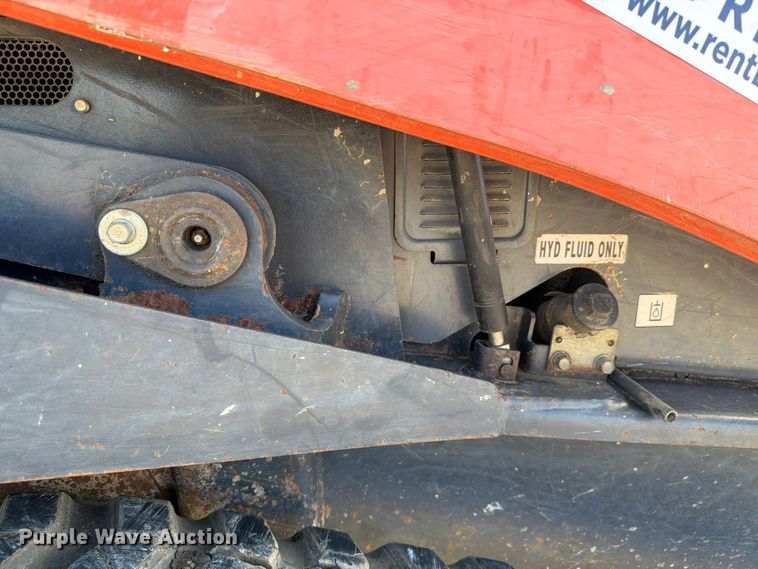image for item FC3075 Kubota SVL95-2S tracked skid steer loader