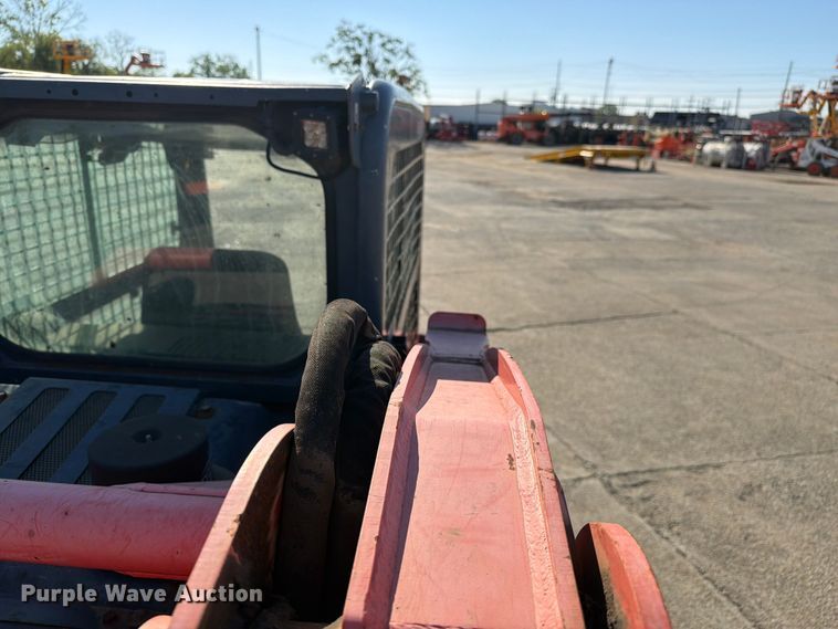 image for item FC3075 Kubota SVL95-2S tracked skid steer loader