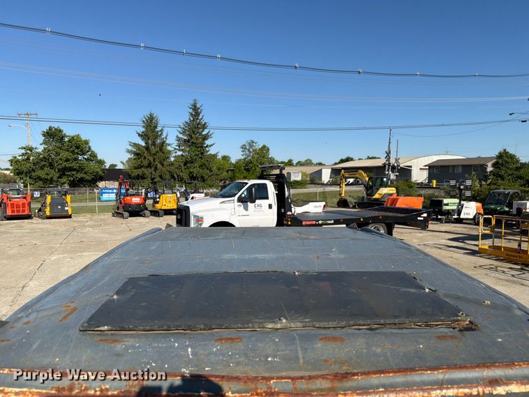 image for item FC3075 Kubota SVL95-2S tracked skid steer loader