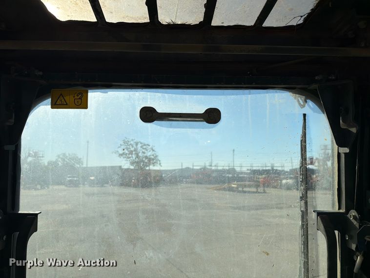 image for item FC3075 Kubota SVL95-2S tracked skid steer loader