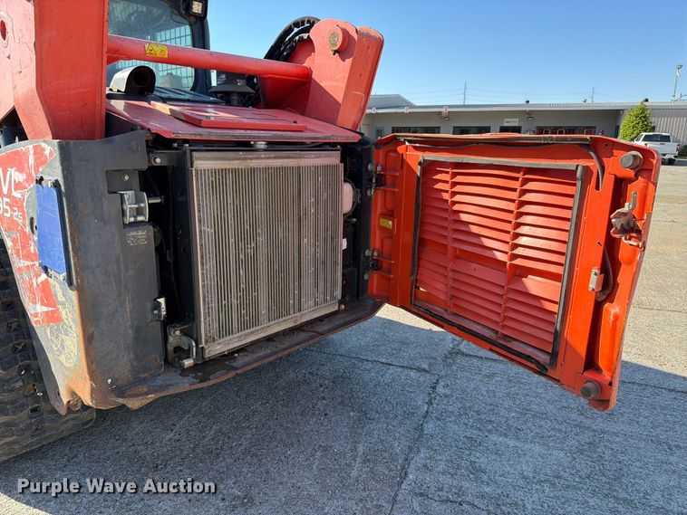 image for item FC3075 Kubota SVL95-2S tracked skid steer loader