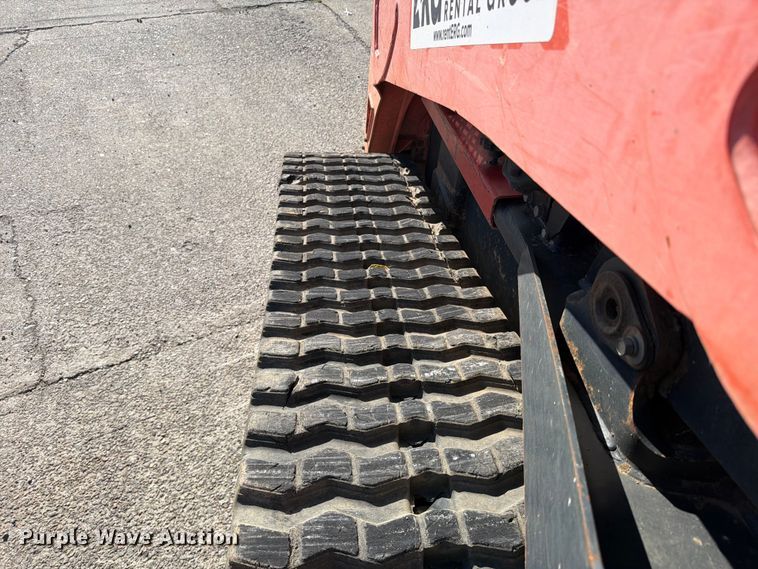 image for item FC3075 Kubota SVL95-2S tracked skid steer loader