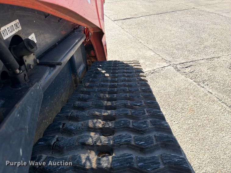 image for item FC3075 Kubota SVL95-2S tracked skid steer loader